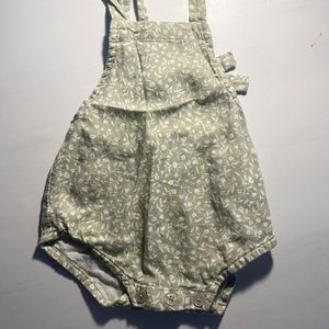 Rylee + Cru Bubble Romper Sage W/ Flowers